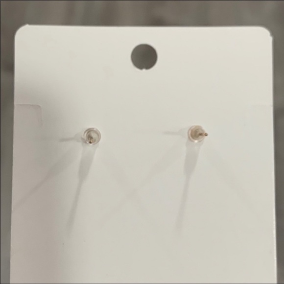 Hello Kitty Earrings Set - Picture 2 of 2